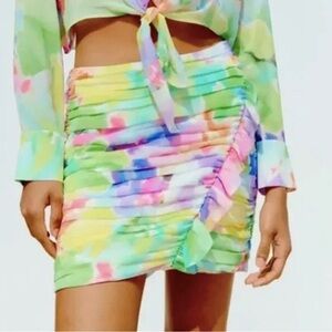 NWOT Zara Pastel Watercolor Ruffle Mini Skirt Floral Abstract Size Small​
